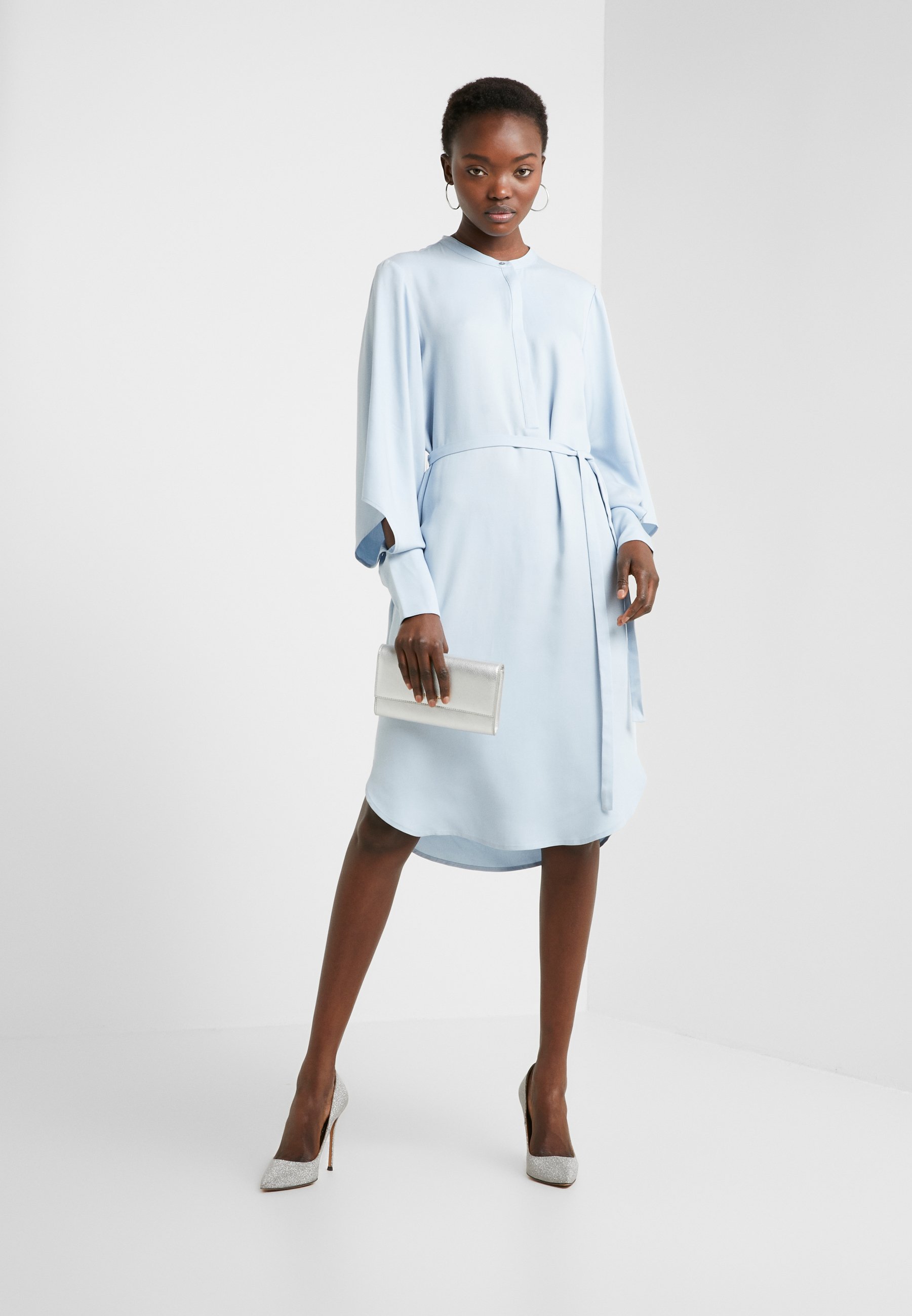 Bruuns Bazaar PRALENZA EZRA DRESS Skjortklänning blue Bruuns Bazaar PRALENZA ELISSA DRESS Vardagsklänning jade