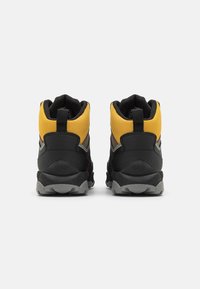 Geox MAGNETAR BOY ABX - Botines con cordones - brown/dark yellow