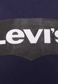 Levi's® GRAPHIC CREWNECK TEE - T-shirt estampada - peacoat