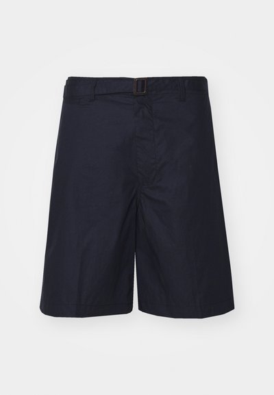 Námornícke modré šortky vyrobené z ľahkej látky, s plochým predným čelom, pútkami na opasok a jedným zadným vreckom. Jednoduchý, rovný strih.