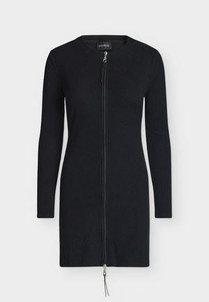 Even&Odd by Zalando, QUATERZIP DRESS - Robe pull - black