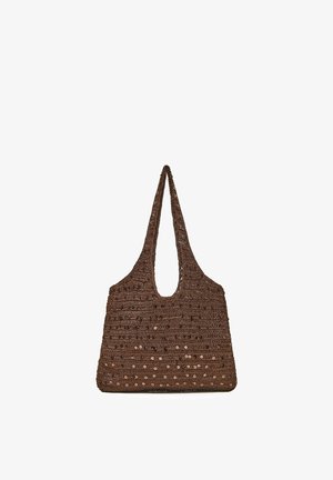 Borsa tote marrone all'uncinetto con base piatta e manici della lunghezza della spalla, arricchita da paillettes sparse sulla metà inferiore.