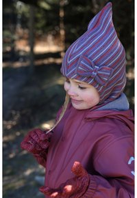 mikk-line Galvas lakats - sparrow