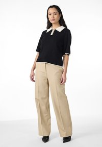 YAS YASMILLE - Polosärk - black/star white