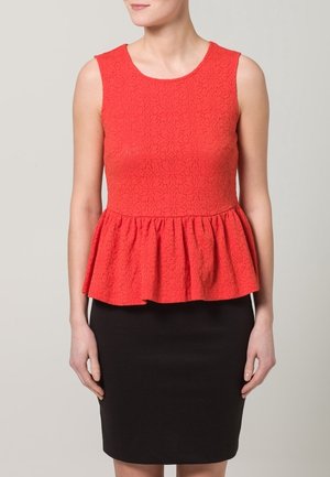 Top - red