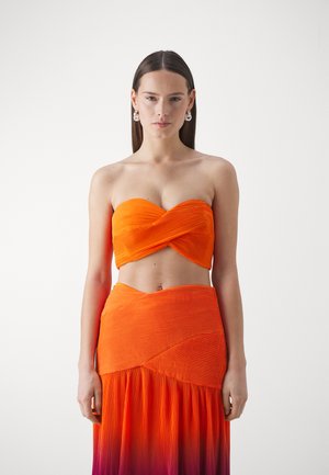 AMUR DARCEY STRAPLESS CROP - Top - orange asahi