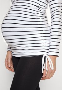 Even&Odd Maternity T-shirt à manches longues - white