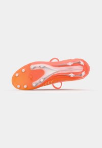 Under Armour MAGNETICO ELITE 5 FG - Kõva pinnase jalgpallisaapad - blaze orange / squad orange / white