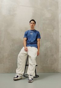 Puma 180 UNISEX - Sapatilhas - vapor gray/navy blazer