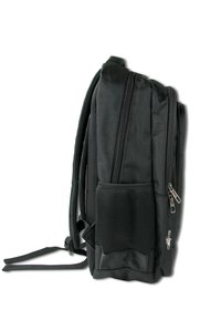 Sac à dos noir avec un extérieur en nylon texturé, des compartiments à double fermeture éclair, une poche latérale en mesh et des bretelles rembourrées ajustables.