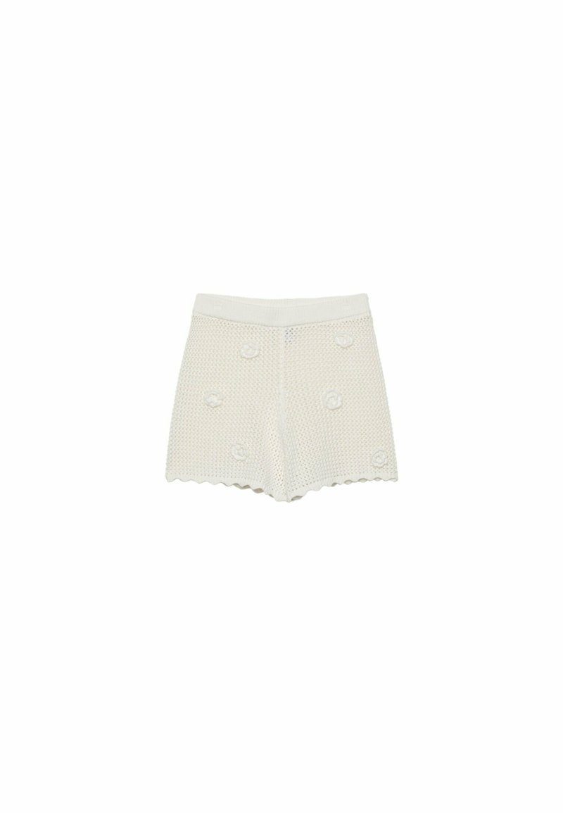 Stradivarius Shorts wit Stradivarius Shorts wit