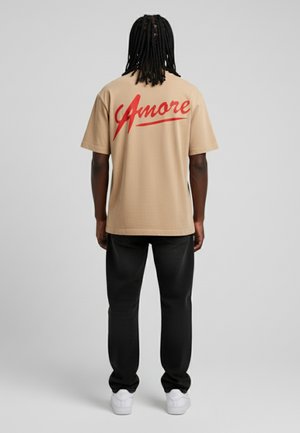 AMORE BACK PRINT HEAVYWEIGHT - Print T-shirt - washed beige