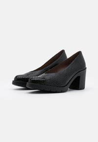WONDERS Lodičky s platformou - black
