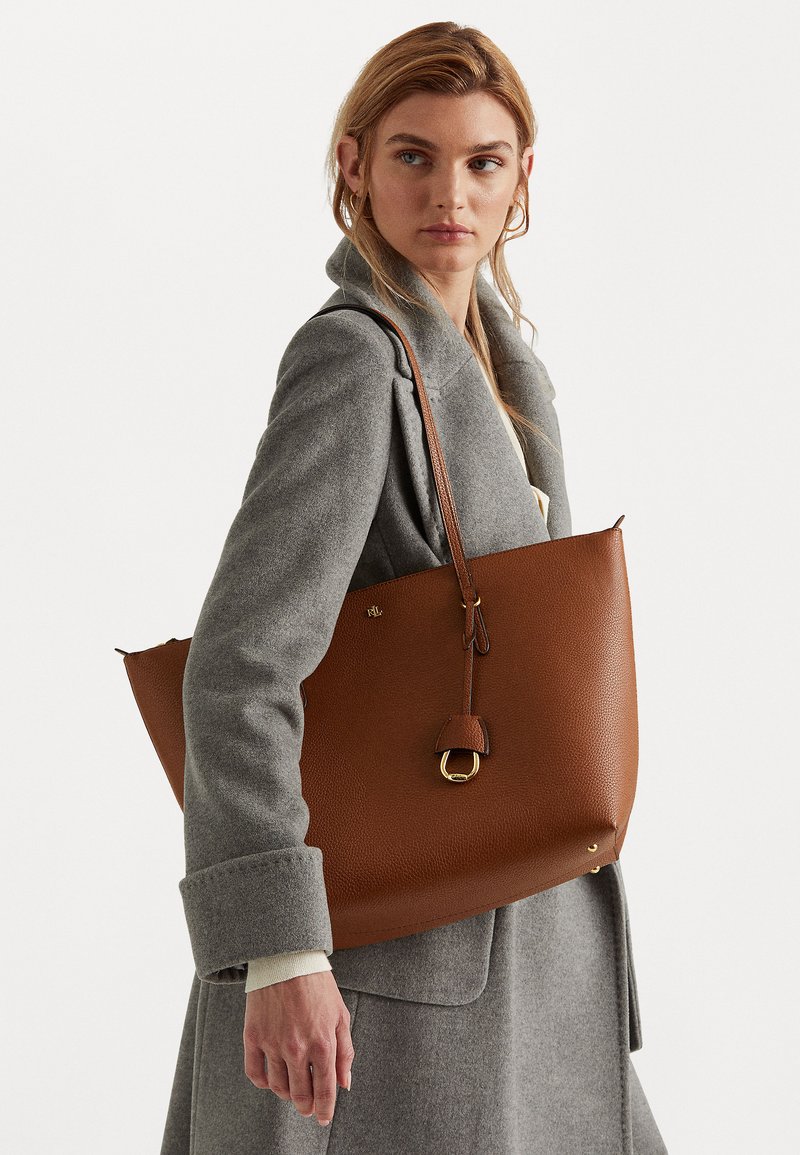 Keaton Ralph Lauren Lauren Purse Lauren Ralph Lauren KEATON TOTE MEDIUM  Tote Bag Tan/tan Zalando