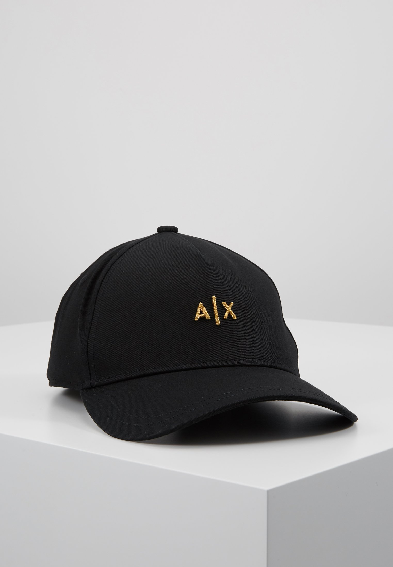 armani cap black