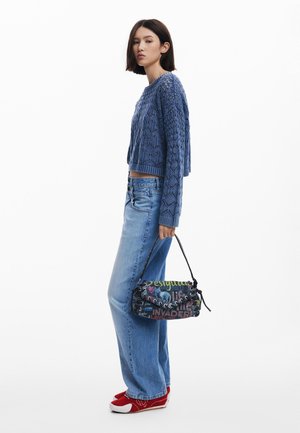 Desigual MEDIUM GRAFFITI  - Käekott - material finishes