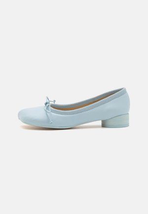 MM6 Maison Margiela BALLET SHOE - Ballet pumps - baby blue