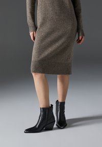 LEATHER - Cowboystøvletter - black