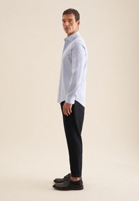 Seidensticker BUSINESS SHAPED - Camicia elegante - blue