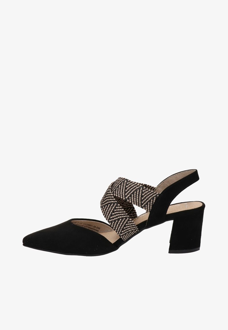 Chaussure à bride arrière en daim noir avec un bout pointu et un talon épais. Présente des lanières croisées tissées dans un design noir et beige.