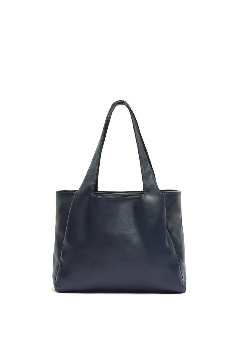 Námornícka modrá kožená taška na rameno s dvoma dlhými rukoväťami, obdĺžnikový tvar, hladká textura a minimalistický dizajn, bez ozdôb.