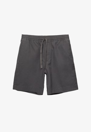 Harmaat puuvillashortsit, joissa on joustava vyötärö, säädettävä naru, sivutaskut ja rento malli. Sujuva rakenne ja polven pituinen muotoilu.