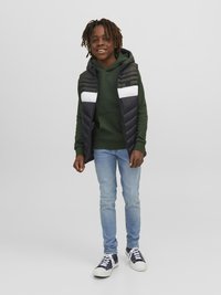Jack & Jones Junior JJEHERO BODYWARMER HOOD  - Väst - rosin/black/white blocking