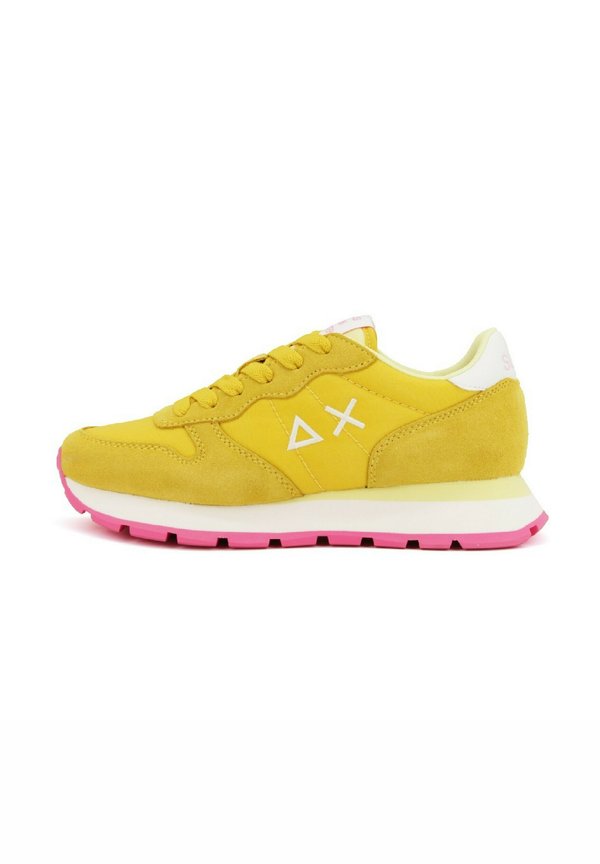 ALLY SOLID - Sneaker low - giallo