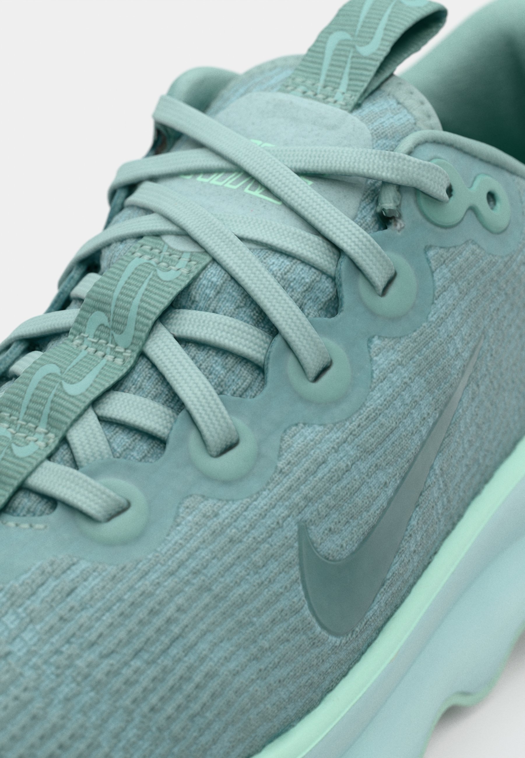 nike running shoes advantage