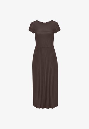 Braun gepunktetes Midikleid aus glattem Material, mit einem runden Ausschnitt und kurzen Ärmeln. Betont eine fließende Silhouette.