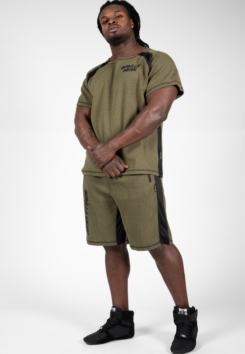 Herren Chino Shorts | Gorilla Wear AUGUSTINE OLD SCHOOL Shorts dark green/dunkelgrün - SI95858 Herren Chino Shorts | Gorilla Wear AUGUSTINE OLD SCHOOL Shorts dark green/dunkelgrün - SI95858