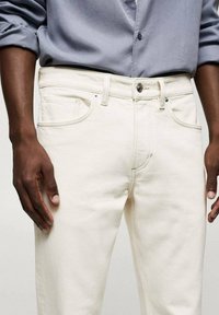 Mango Vaqueros tapered - off-white