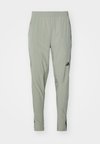 HYBRID PANT - Verryttelyhousut - silver pebble
