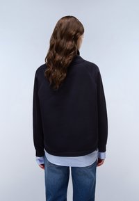 Napapijri B-FEDAIA - Jersey con capucha - blu marine