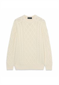 Biały sweter w splot warkoczowy z okrągłym dekoltem, teksturowanym wzorem oraz prążkowanymi mankietami i dołem, wykonany z miękkiego materiału włóczkowego.