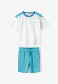 Selected, blue white