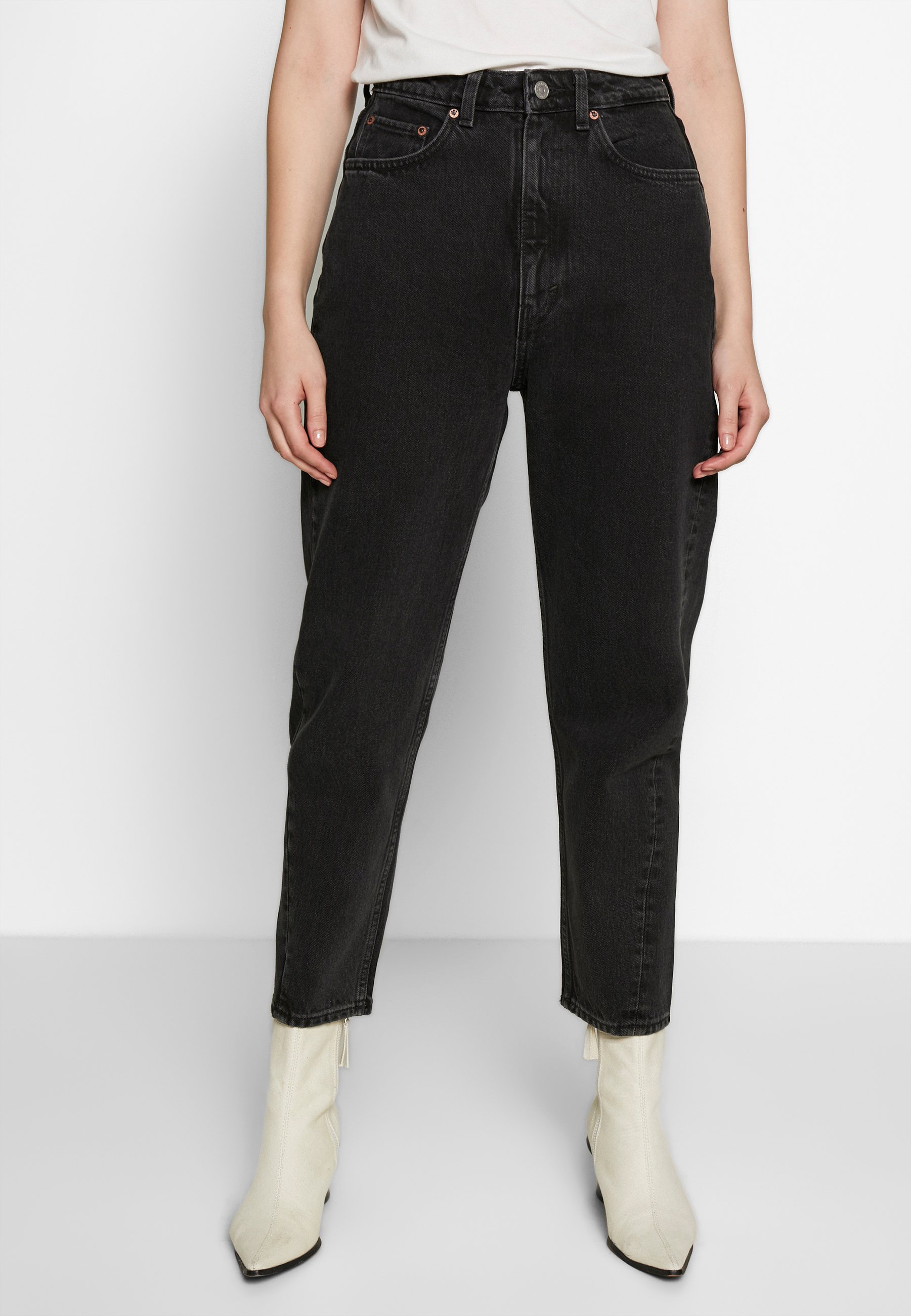 Weekday MEG HIGH MOM WASHED BACK Jeans straight leg Weekday MEG HIGH MOM WASHED BACK - Jeans straight leg - washed black