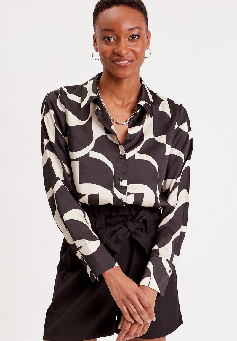 Chemisier Blanc ESPRIT Taille 40 - Coton - Manches Courtes - Col Classique - Occasion En Excellent état
