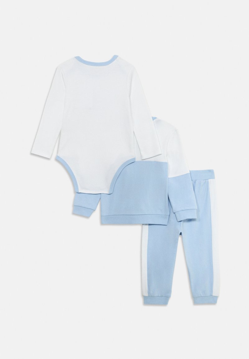 Guess BABY BODY PANTS UNISEX SET Chándal blue light heather