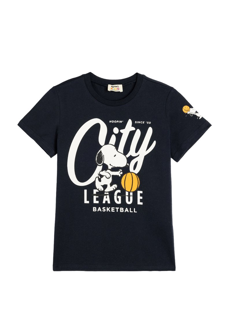 Granatowy bawełniany t-shirt z graficznym nadrukiem przedstawiającym kreskówkowego psa grającego w koszykówkę, z napisem "City League Basketball" w białym kolorze.