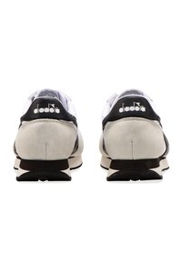Diadora KOALA - Sneakers basse - bianco nero