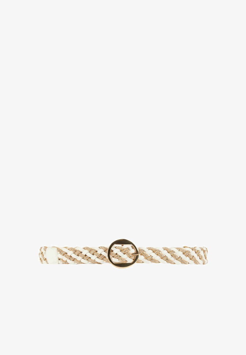 Cintura intrecciata bianca e dorata con una fibbia metallica rotonda. Presenta un design intrecciato con accenti metallici e tessuto testurizzato.