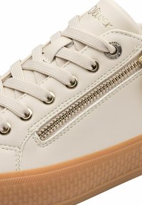 s.Oliver Sneakers laag - cream