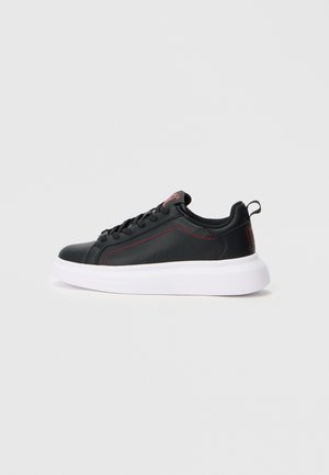 URSA - Zapatillas - black