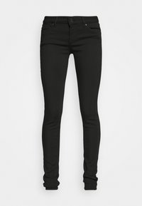 Pantalones vaqueros negros ajustados hechos de tela elástica, con un diseño clásico de cinco bolsillos y una cintura estándar con pasadores para cinturón.