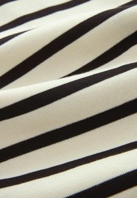 Next SHORT SLEEVE - REGULAR FIT - Neuletakki - black and cream striped