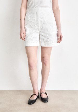 TONARA - Shorts - white