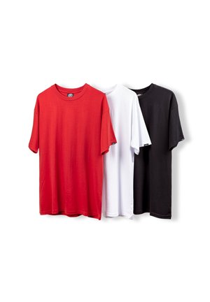 Tres camisetas de manga corta en rojo, blanco y negro; hechas de algodón, con cuello redondo y dobladillo recto sin patrones.