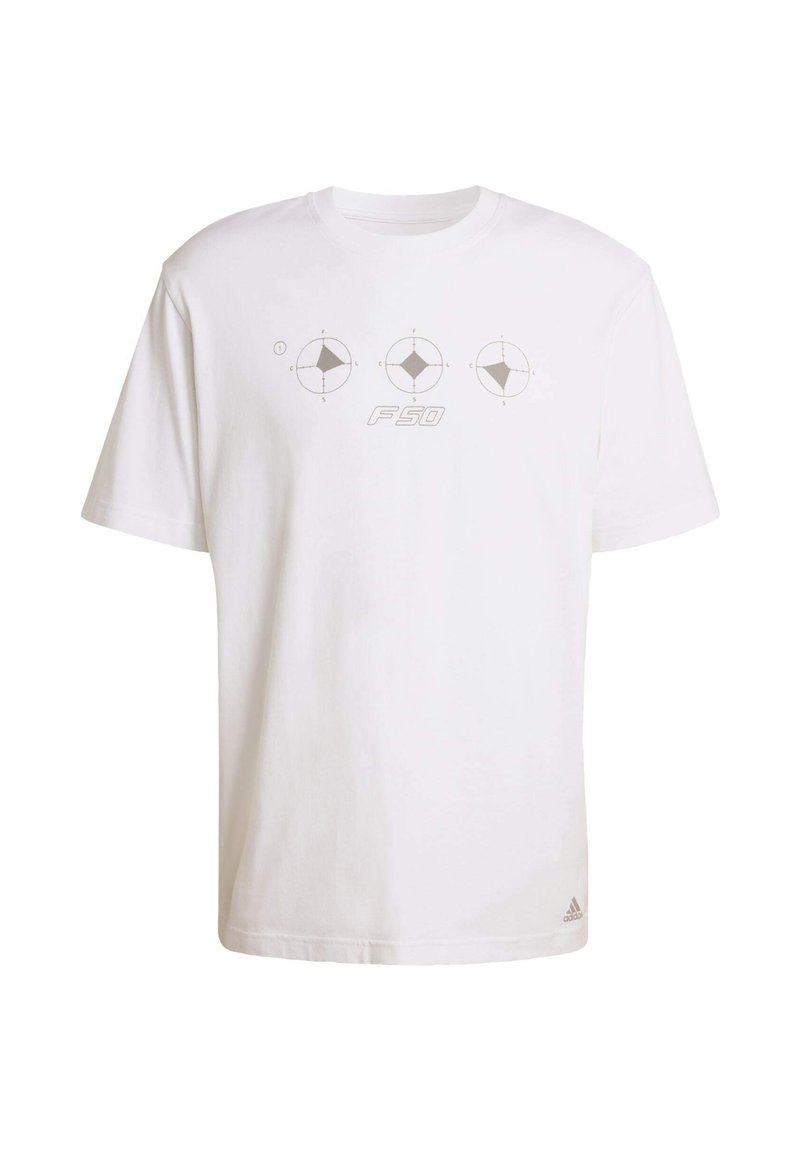 T-shirt in cotone bianco con scollo rotondo, maniche corte e tre grafiche circolari stampate con il testo "F50" sottostante.