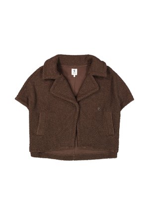 Korte bruine top van een textuur, fluffy materiaal, met korte mouwen en een notch-lapel. Voorzien van opgestikte zakken aan de voorkant.